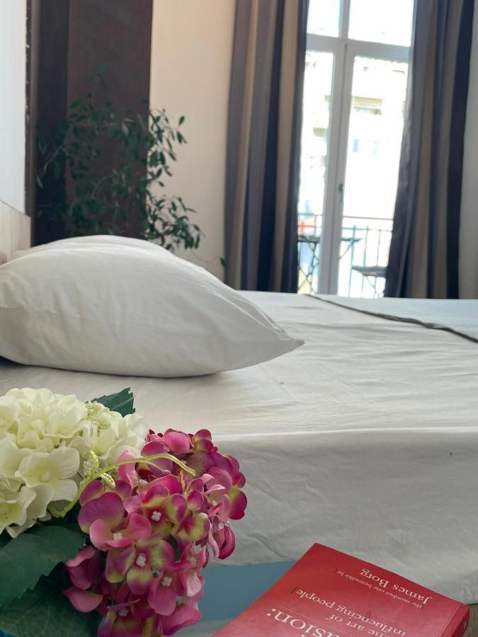 Outstanding 3Br Ultracentral Cityview Balcony Aaa Apartment Bucharest Luaran gambar