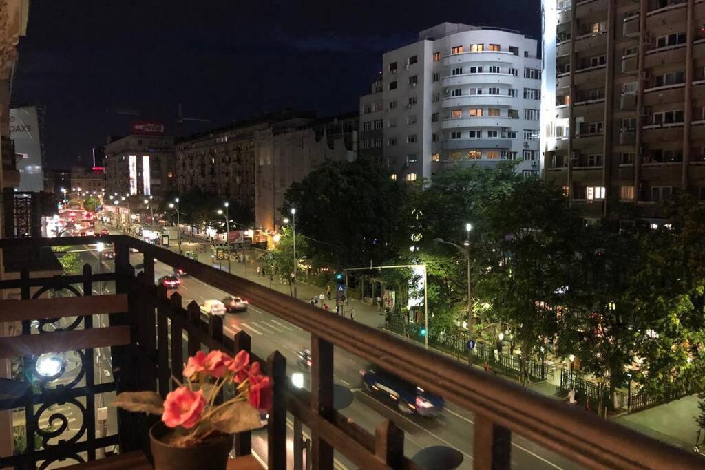 Outstanding 3Br Ultracentral Cityview Balcony Aaa Apartment Bucharest Luaran gambar
