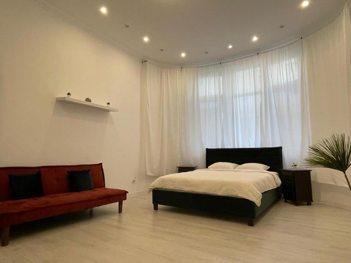 Outstanding 3Br Ultracentral Cityview Balcony Aaa Apartment Bucharest Luaran gambar